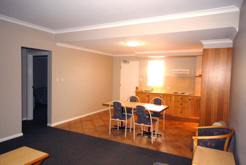 Esplanade Hotel Busselton - Perths Hotel 33