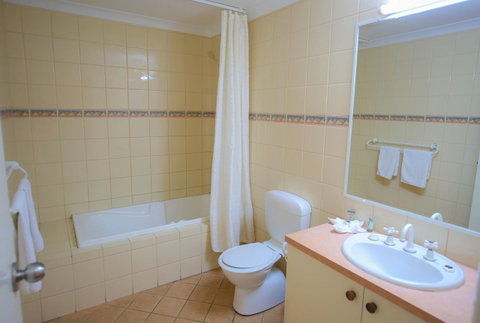 Esplanade Hotel Busselton - Perths Hotel 36