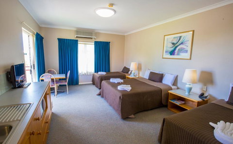 Esplanade Hotel Busselton - Perths Hotel 23