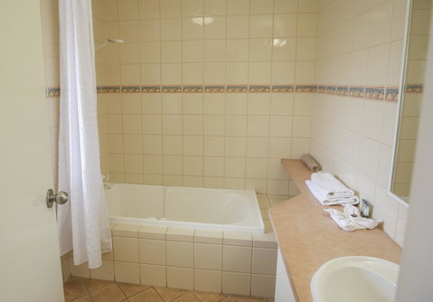 Esplanade Hotel Busselton - Perths Hotel 37