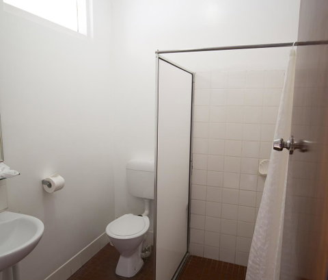 Esplanade Hotel Busselton - Perths Hotel 42