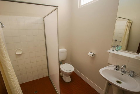 Esplanade Hotel Busselton - Perths Hotel 24