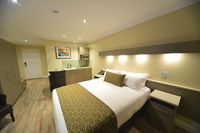Book Bentley Accommodation Vacations Perths Hotel Perths Hotel