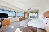 Book Devonport Accommodation Vacations Perths Hotel Perths Hotel