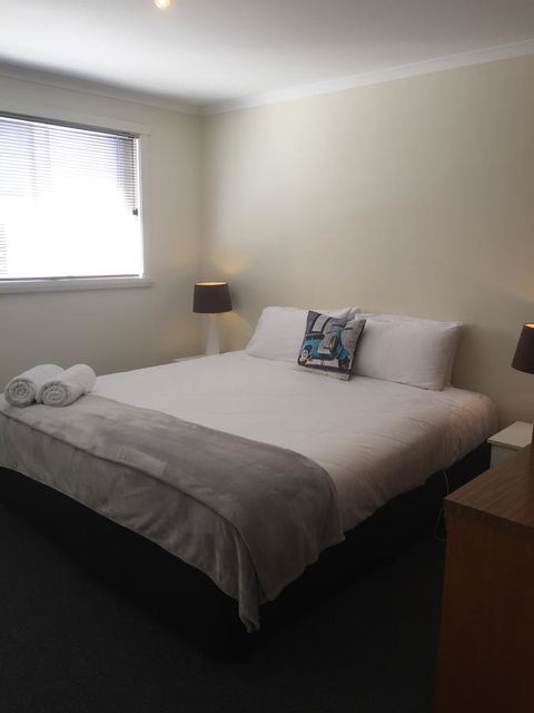 Old Pier Apartments - Perths Hotel 9