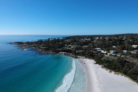 BINALONG BEACH COTTAGE Beachfront At Bay Of Fires Next To Restaurant - Perths Hotel 10