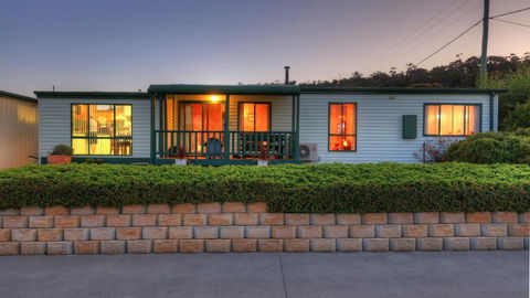 Bicheno Cabin Park - Perths Hotel 27