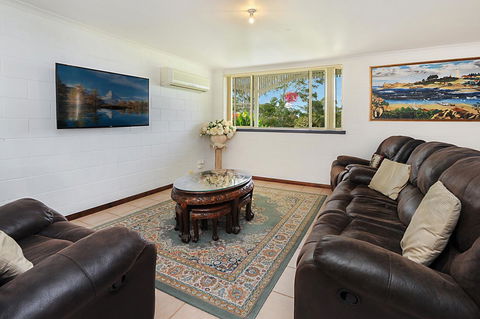 Harvey Farm Lodge - Perths Hotel 19