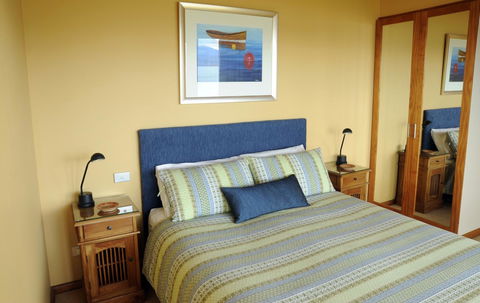 The Boat Shed - Perths Hotel 10