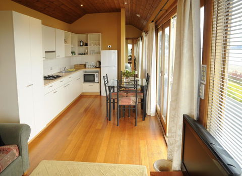 The Boat Shed - Perths Hotel 7