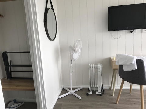 Beachend Bicheno - Perths Hotel 11
