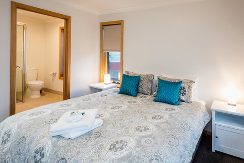 Base Camp - Perths Hotel 1
