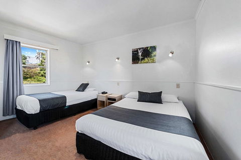 Coach House Launceston - Perths Hotel 16