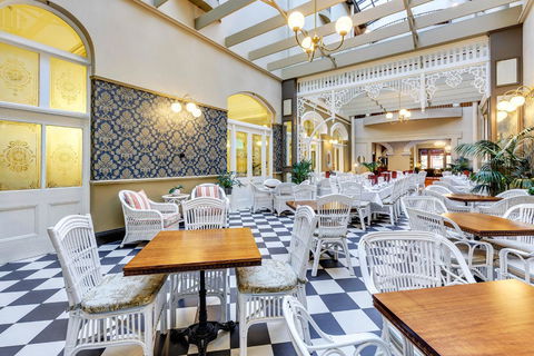 Hadley\'s Orient Hotel - Perths Hotel 1