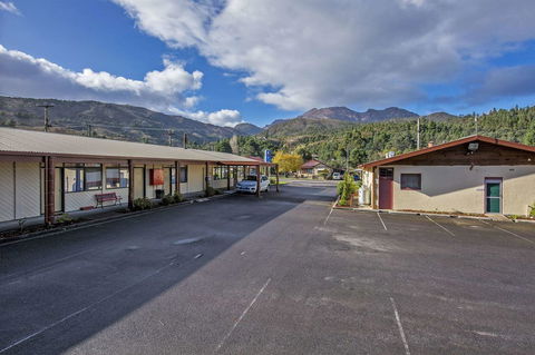 Gold Rush Inn - Perths Hotel 1