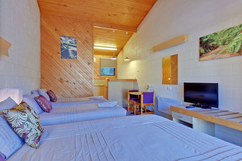 Gold Rush Inn - Perths Hotel 13
