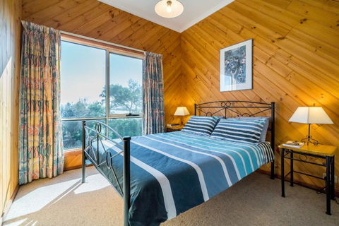 Freycinet Panorama - Perths Hotel 10