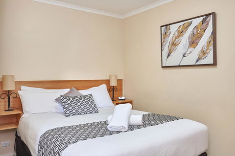 Elphin Serviced Apartments - Perths Hotel 4