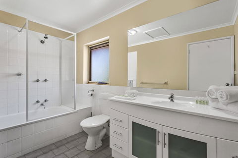 Elphin Serviced Apartments - Perths Hotel 38