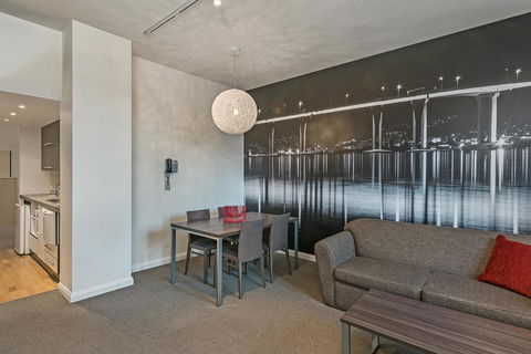 Mantra One Sandy Bay Road - Perths Hotel 8