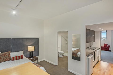 Mantra One Sandy Bay Road - Perths Hotel 12
