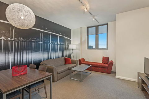 Mantra One Sandy Bay Road - Perths Hotel 3