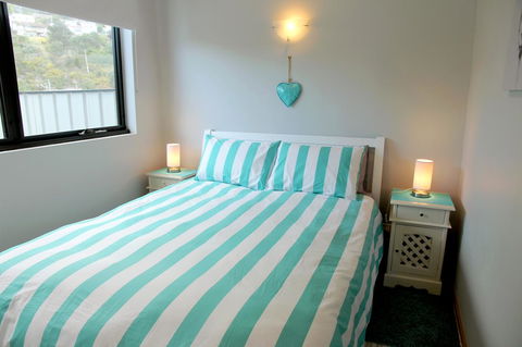 Kingston Beach-House Retreat - Perths Hotel 14