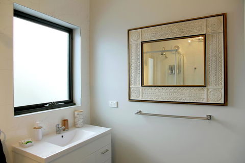 Kingston Beach-House Retreat - Perths Hotel 16
