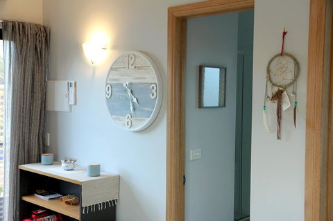 Kingston Beach-House Retreat - Perths Hotel 13