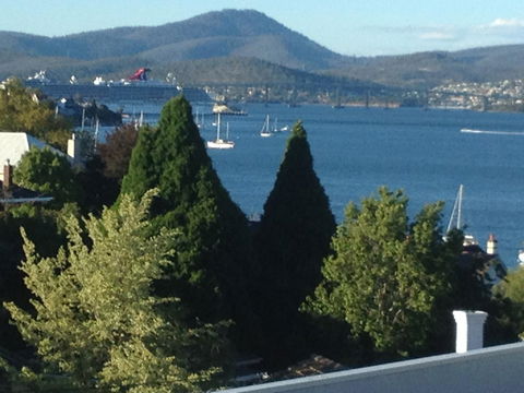 Reflections On The Bay - Perths Hotel 0