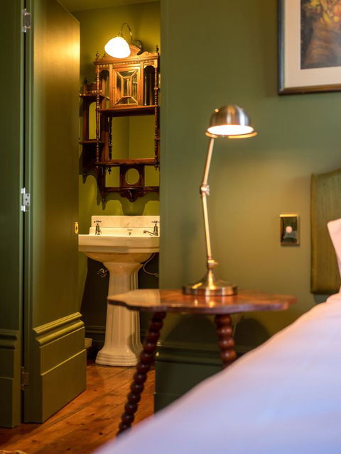 The Corinda Collection - Perths Hotel 42