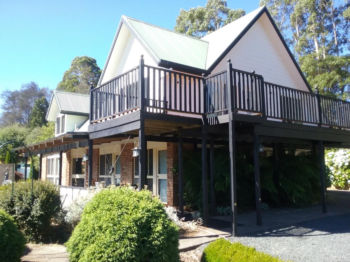 Wilmot TAS Perths Hotel