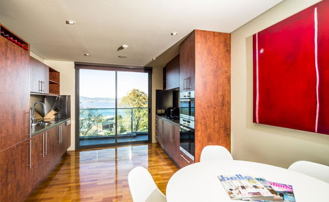 Lenna Of Hobart - Perths Hotel 29