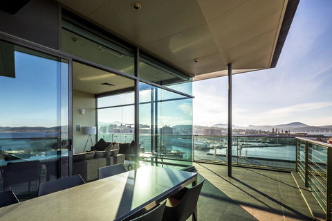 Lenna Of Hobart - Perths Hotel 32