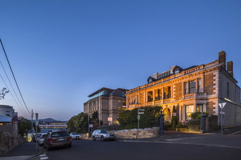 Lenna Of Hobart - Perths Hotel 21