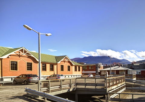 Mayfair Plaza Motel And Apartments - Perths Hotel 3