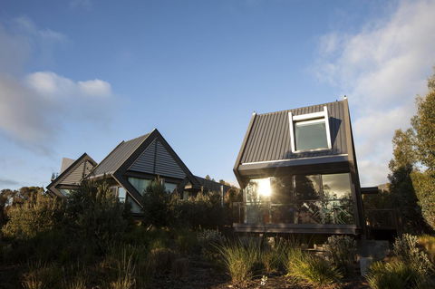 MONA Pavilions - Perths Hotel 5
