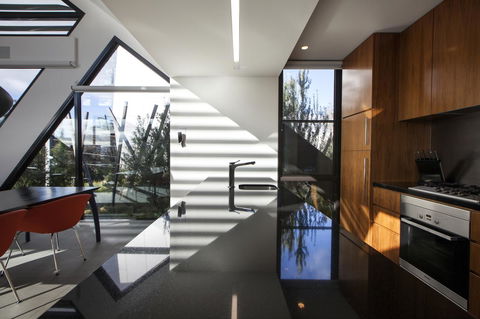 MONA Pavilions - Perths Hotel 9