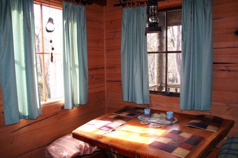 Cradle Mountain Love Shack - Perths Hotel 3
