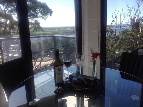 Sheer Pleasure Accommodation - Perths Hotel 9