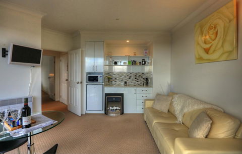 Sheer Pleasure Accommodation - Perths Hotel 3