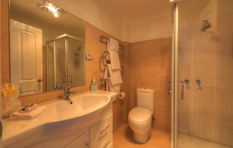Sheer Pleasure Accommodation - Perths Hotel 16