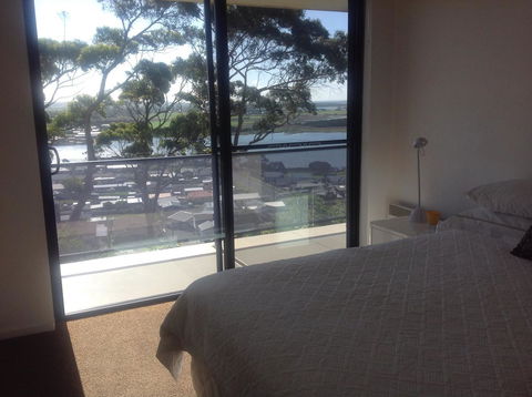Sheer Pleasure Accommodation - Perths Hotel 4