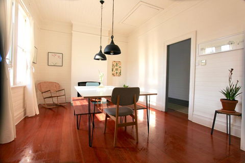 Nowra Beauty - Perths Hotel 3