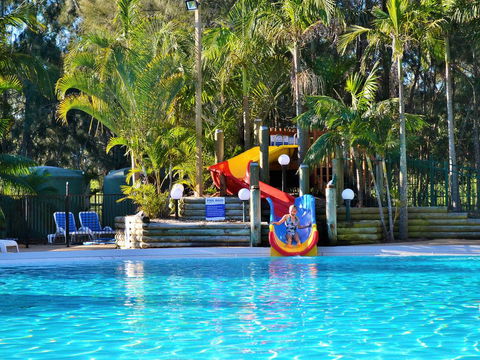 NRMA Ocean Beach Holiday Resort - Perths Hotel 0