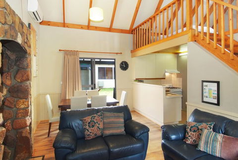 Number 9 DBV - Perths Hotel 1