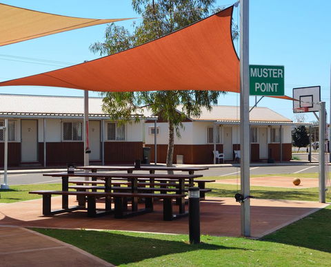 NYFL Karratha Village Workforce Accommodation - Perths Hotel 1