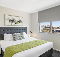 Oaks Brisbane Woolloongabba Suites - Perths Hotel