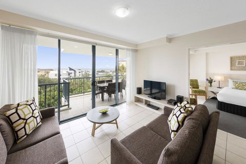 Oaks Sunshine Coast Seaforth Resort - Perths Hotel 1