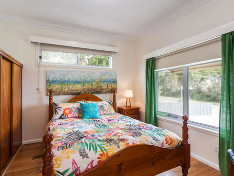 OCEAN SOUNDS - Anglesea - Perths Hotel 3